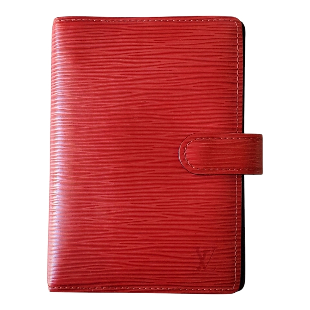 LOUIS VUITTON Epi Leather Small Ring Agenda Cover in Castillan Red